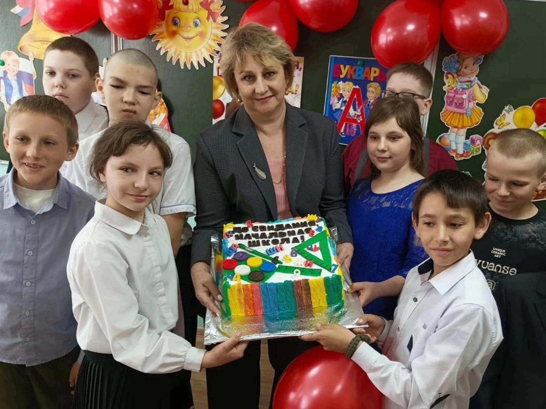 Выпускной для обучающихся начальной школы.